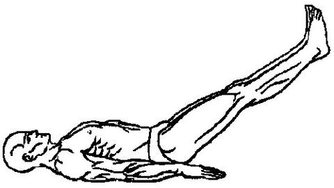 Para rejuvenecer el tejido de la próstata, debe realizar levantamientos de piernas detrás de la cabeza. 
